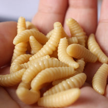 20 Pcs Soft Bread Worm 2 cm 0.4g Worm Larva Bait
