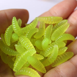 20 Pcs Soft Bread Worm 2 cm 0.4g Worm Larva Bait
